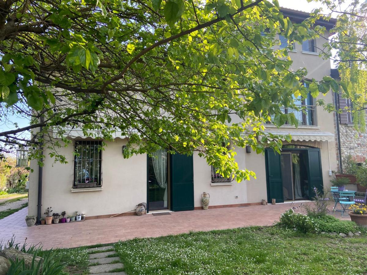 Monte Maino Bed & Breakfast Desenzano del Garda Bagian luar foto